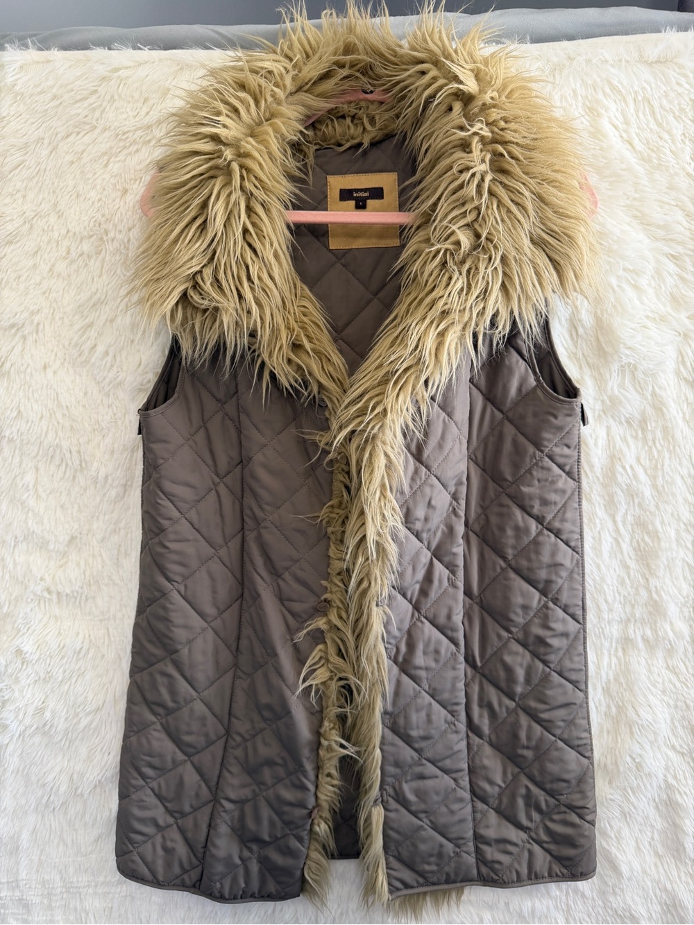 Initial Womens Boho Indie Sleaze Quilted Shaggy Faux Fur Collar Vest S Taupe Y2K